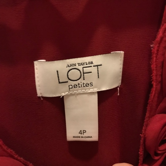 Red dress - Picture 3 of 4